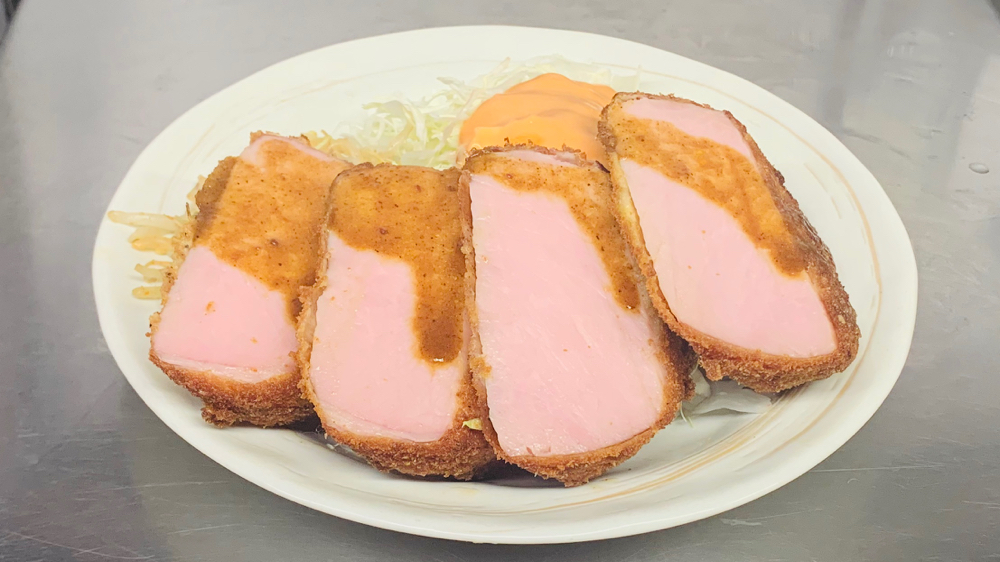 レストランばーく名物のハムカツ